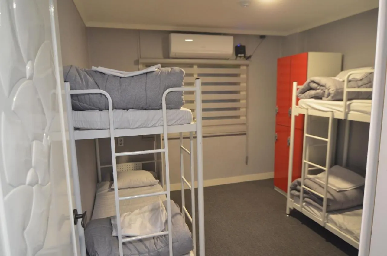 Guest house Kimchee Haeundae Guesthouse Busan
